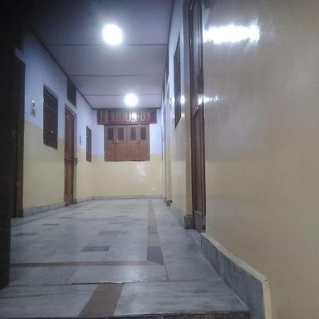 Hotel Maharaja Inn By Wb Inn Kanpur Buitenkant foto