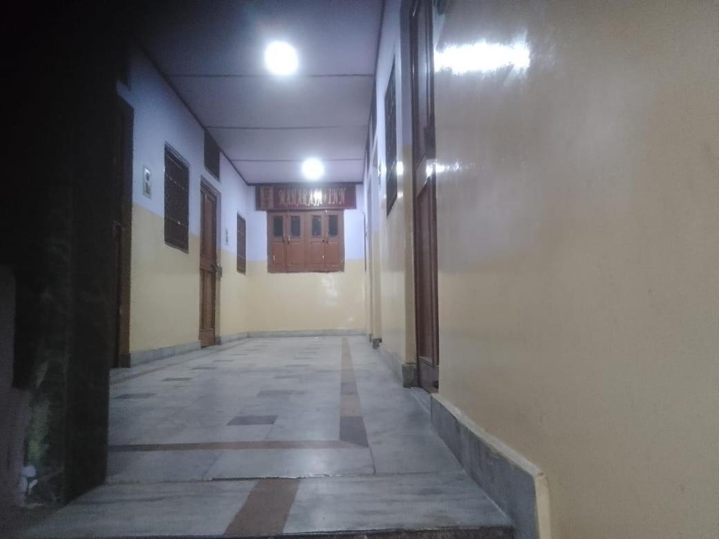 Hotel Maharaja Inn By Wb Inn Kanpur Buitenkant foto