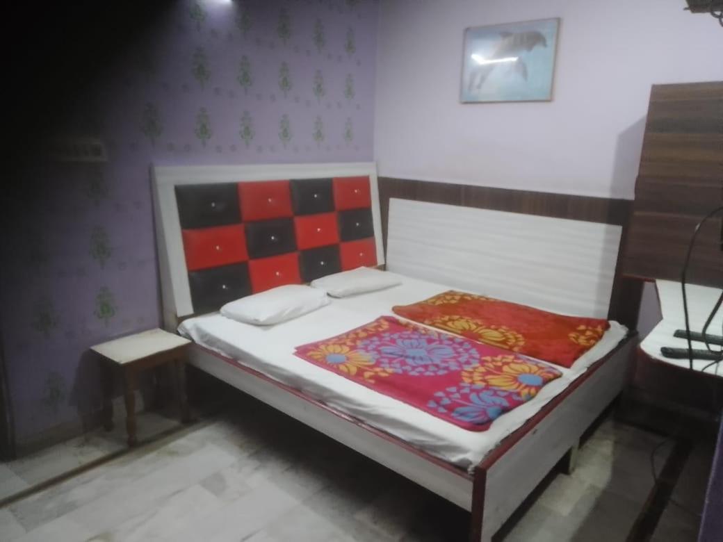 Hotel Maharaja Inn By Wb Inn Kanpur Buitenkant foto